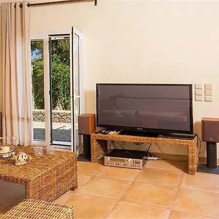 Villa Beachfront Benele Benitses (Corfu)