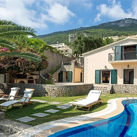 Beachfront Benele *